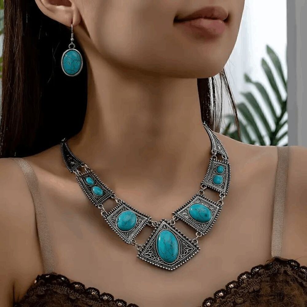Western Boho Turquoise Silver Necklace and Earring Set